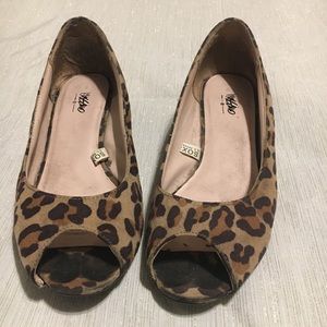 Target leopard print peep toe shoes